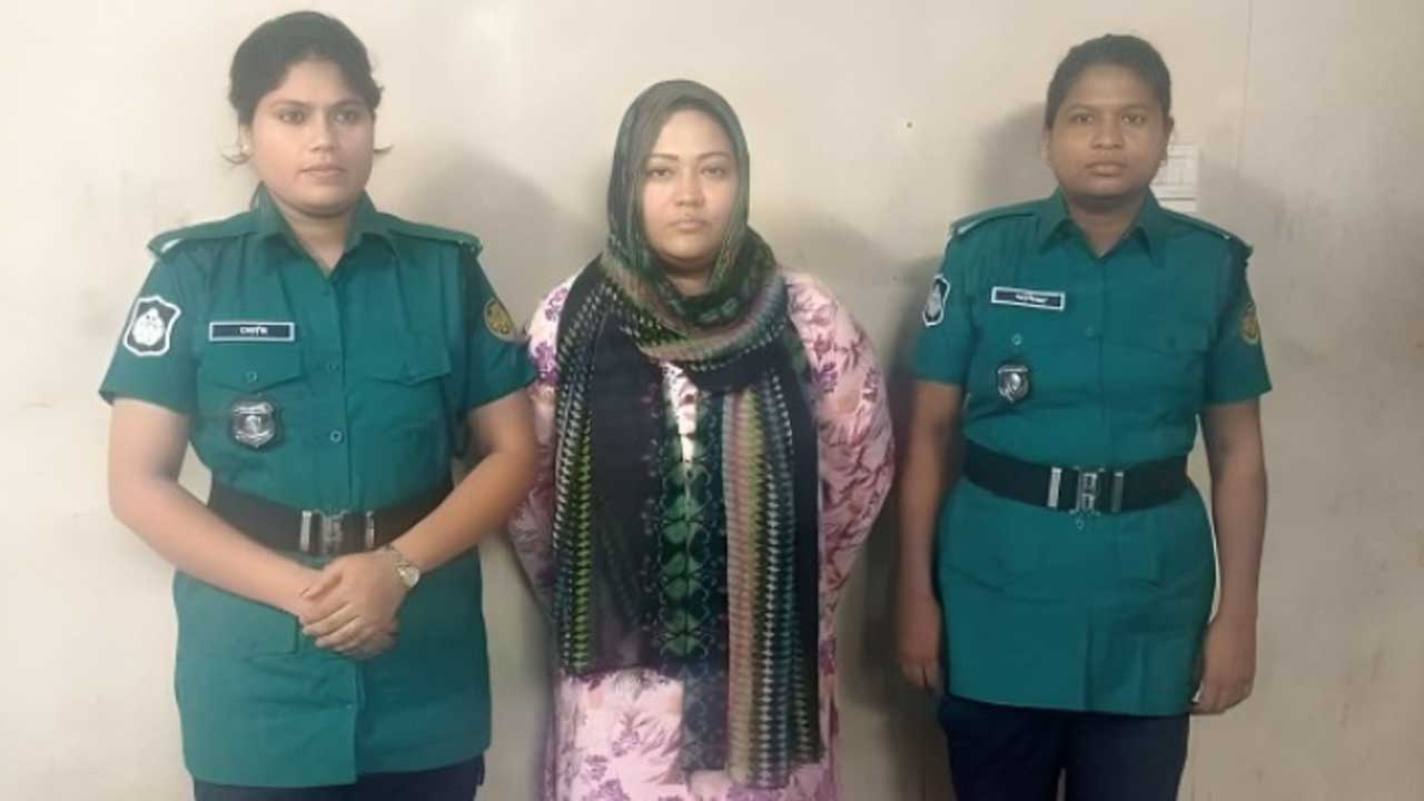 ঢাকার আদালতে মমতাজ : ৭ দিনের রিমান্ড আবেদন